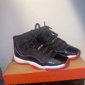Air Jordan 11 Retro Bred